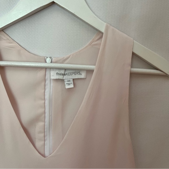 Finders Keepers dress - Picture 2 of 3